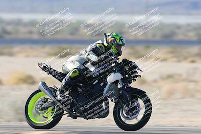 media/Dec-05-2025-CVMA Friday Practice (Fri) [[303bad9a84]]/4-Racer 4-Trackday 1/Session 2 (Turn 14)/